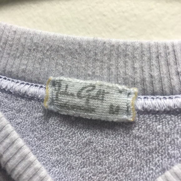 Brandy Melville sweater - Picture 2 of 2